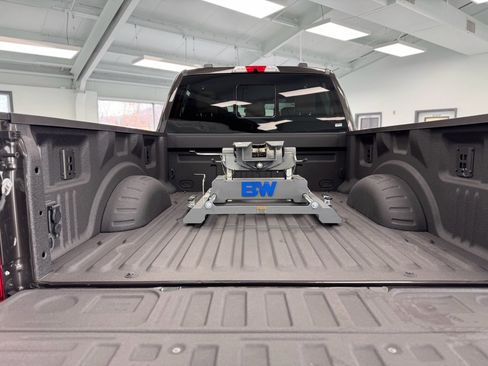 Used 2024 Ford F350 Lariat w/ Chrome Package image 46