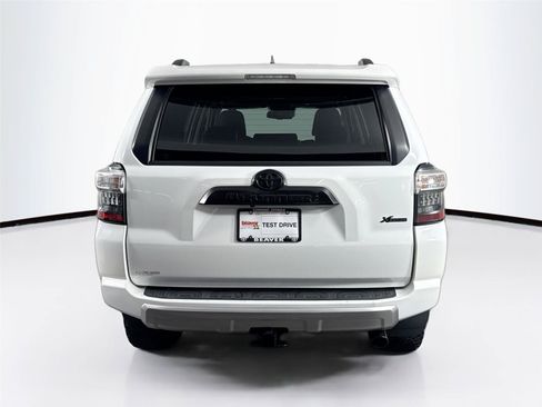 Certified 2024 Toyota 4Runner TRD Off-Road Premium AWD/4WD image 12