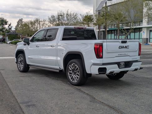 New 2026 GMC Sierra 1500 Denali Ultimate AWD/4WD image 9