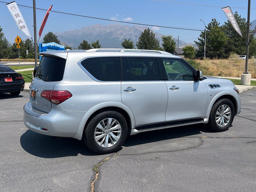 Used 2015 INFINITI QX80 4WD w/ Driver's Assistance Package image 8