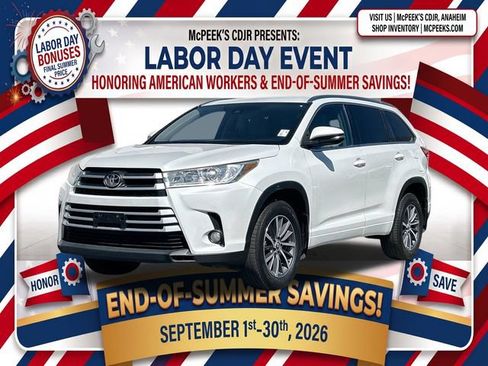 Used 2017 Toyota Highlander XLE AWD/4WD image 1