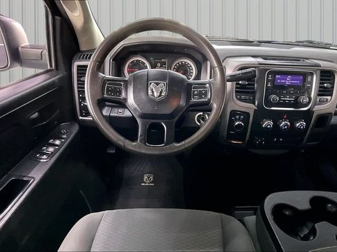 Used 2016 RAM 1500 ST w/ SXT Appearance Group AWD/4WD image 8