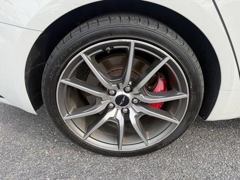 Used 2025 Genesis G70 2.5T RWD image 35