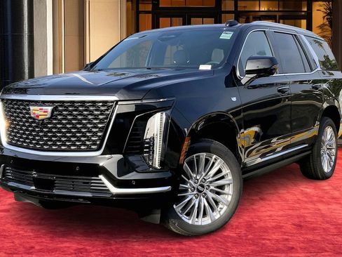 New 2026 Cadillac Escalade Luxury AWD/4WD image 1