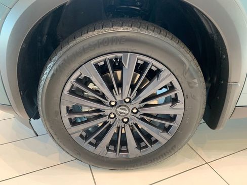 New 2026 Nissan Pathfinder SL image 9