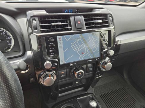 Certified 2023 Toyota 4Runner TRD Off-Road Premium w/ Moonroof Package AWD/4WD image 31