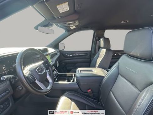 Used 2024 GMC Yukon Denali w/ Max Trailering Package image 11