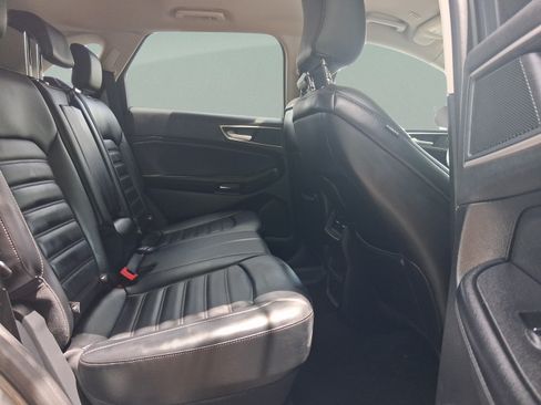 Used 2024 Ford Edge SEL AWD/4WD image 25