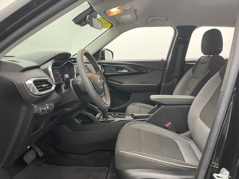 Used 2022 Chevrolet TrailBlazer LT AWD/4WD image 15