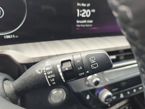 Certified 2025 Kia Telluride SX Prestige image 25