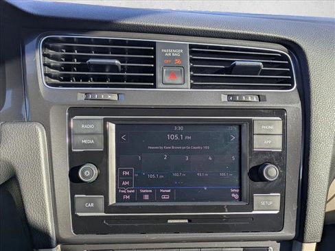 Used 2019 Volkswagen Golf S w/ Driver Assistance Package image 15