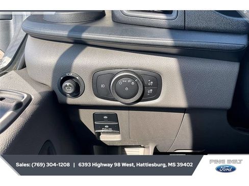 Used 2023 Ford Transit 350 XLT RWD image 22