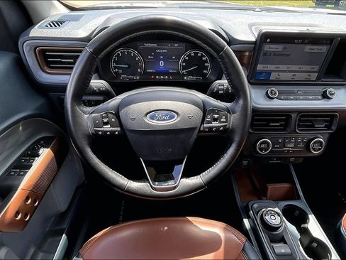 Used 2022 Ford Maverick Lariat FWD image 5