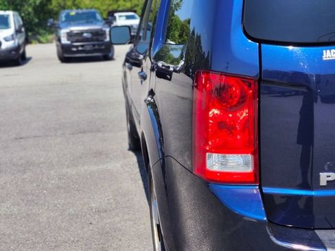 Used 2015 Honda Pilot LX image 9