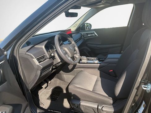 Used 2026 Mitsubishi Outlander ES AWD/4WD image 12