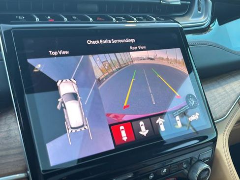 New 2025 Jeep Grand Cherokee Summit image 30