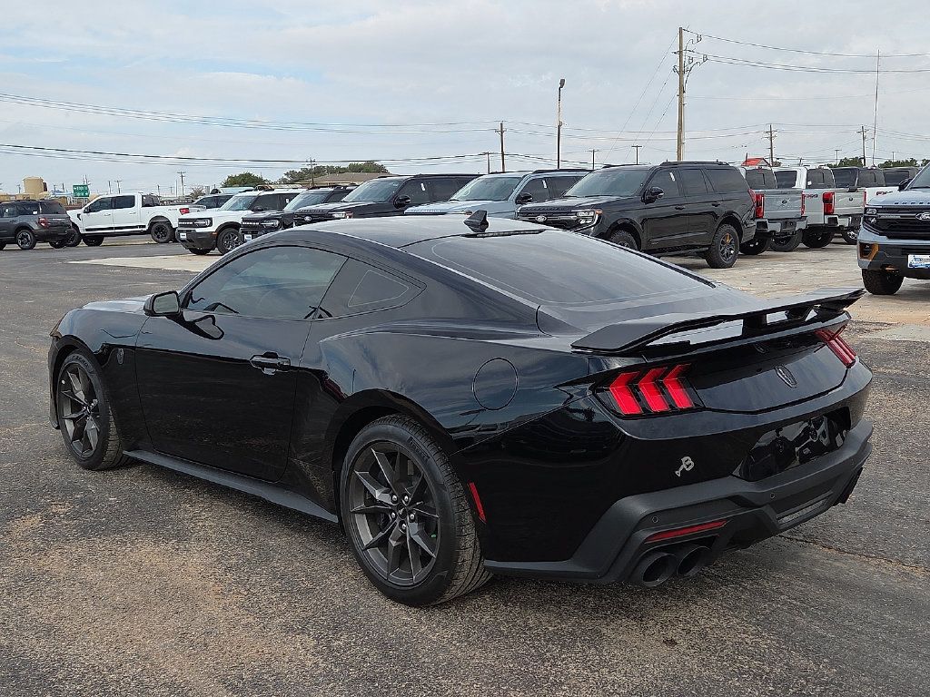 Used 2026 Ford Mustang Dark Horse RWD image 3