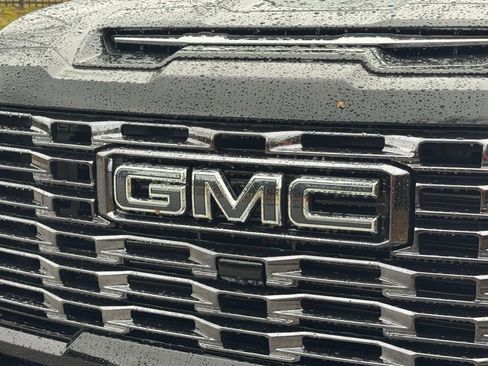 New 2026 GMC Sierra 2500 Denali Ultimate image 7