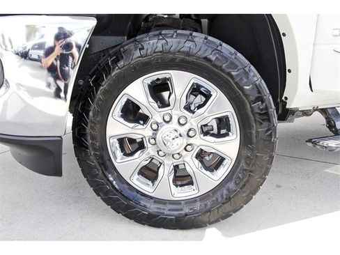 Used 2019 RAM 2500 Limited image 26