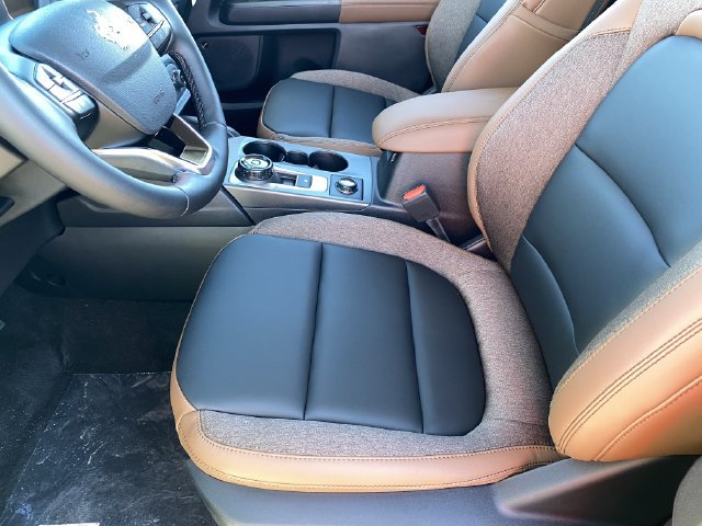 New 2026 Ford Bronco Sport Outer Banks w/ Outer Banks Tech Package+ AWD/4WD image 19