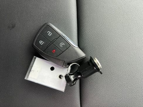 New 2025 Chevrolet Colorado LT w/ LT Convenience Package image 25