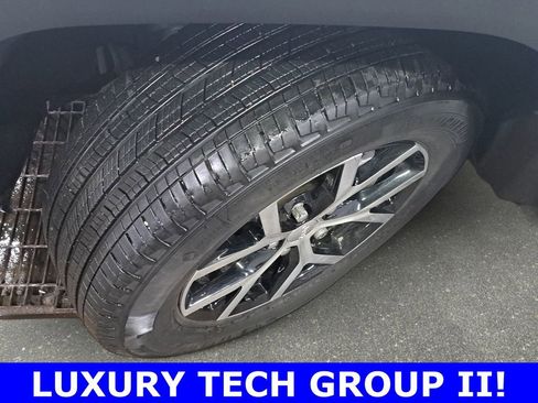 Certified 2024 Jeep Grand Cherokee Limited w/ Luxury Tech Group II image 33