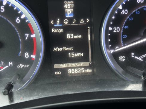 Used 2016 Toyota Highlander XLE AWD/4WD image 9