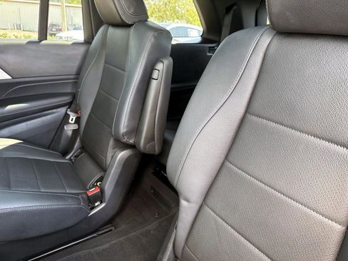 Certified 2024 Mercedes-Benz GLS 450 4MATIC image 13