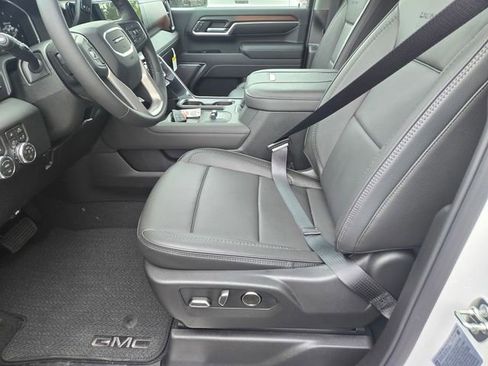 New 2026 GMC Sierra 3500 Denali image 10