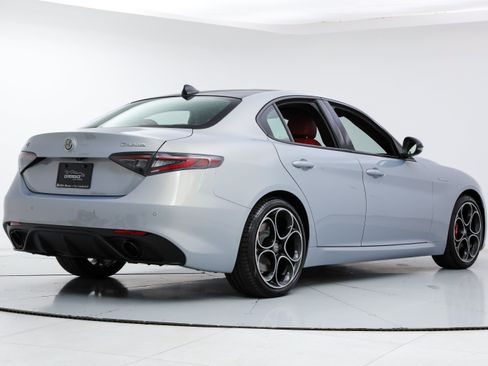 New 2026 Alfa Romeo Giulia w/ Driving Assist Package RWD image 4