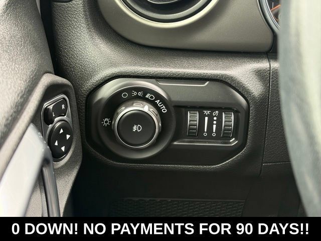 Used 2021 Jeep Wrangler Unlimited Sport AWD/4WD image 19