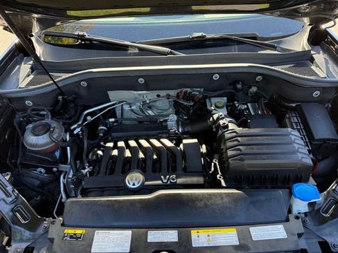 Used 2021 Volkswagen Atlas Cross Sport SEL image 13