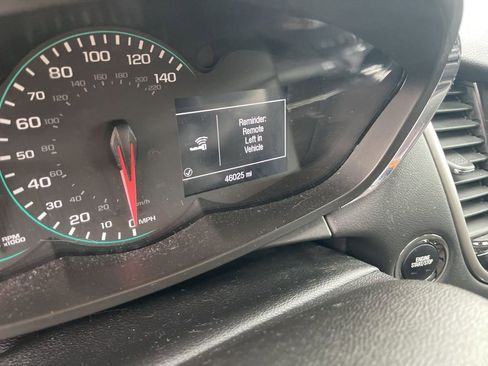 Used 2019 Chevrolet Trax LT w/ LT Convenience Package image 7