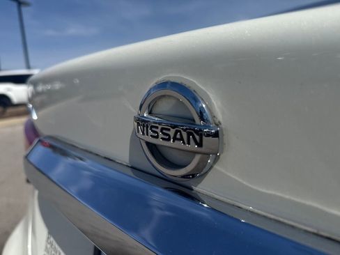 Used 2017 Nissan Maxima Platinum w/ Interior Lighting Package image 44