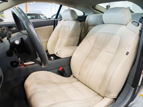 Used 2007 Jaguar XK Coupe image 6