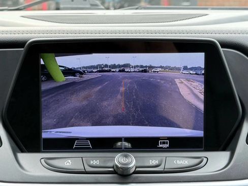 Used 2022 Chevrolet Blazer LT image 24