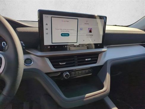 New 2026 Ford Explorer Active w/ Active Comfort Package image 12