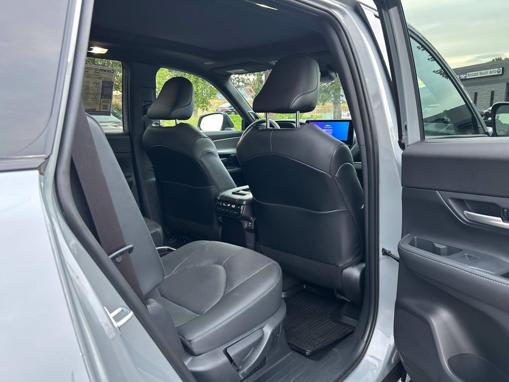 Used 2026 Toyota Grand Highlander AWD Hybrid image 15