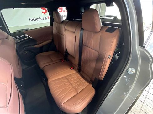 New 2026 Mitsubishi Outlander SEL image 10