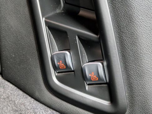 Used 2024 BMW X7 xDrive40i w/ M Sport Package image 19