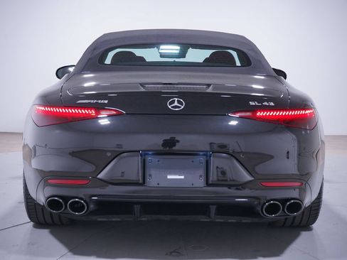 Used 2025 Mercedes-Benz SL 43 AMG image 5