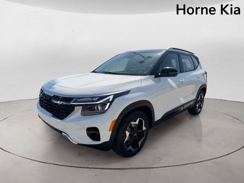 New 2026 Kia Seltos S FWD image 7