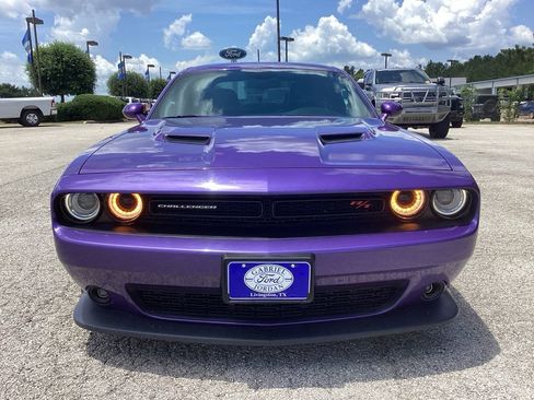 Used 2016 Dodge Challenger R/T Scat Pack w/ Leather Interior Group RWD image 2