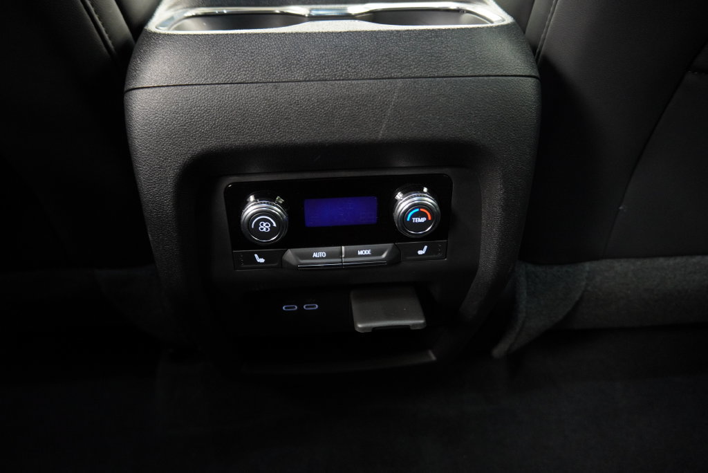 Certified 2024 GMC Acadia AT4 w/ Super Cruise Package AWD/4WD image 19
