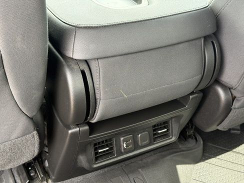 Used 2022 Chevrolet Silverado 1500 RST RWD image 35
