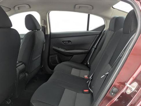 Used 2024 Nissan Sentra SV FWD image 16