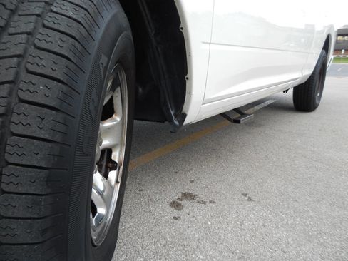 Used 2009 Dodge Ram 1500 Truck ST image 15