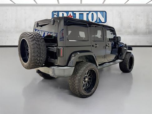 Used 2013 Jeep Wrangler Unlimited Sahara w/ Connectivity Group AWD/4WD image 7