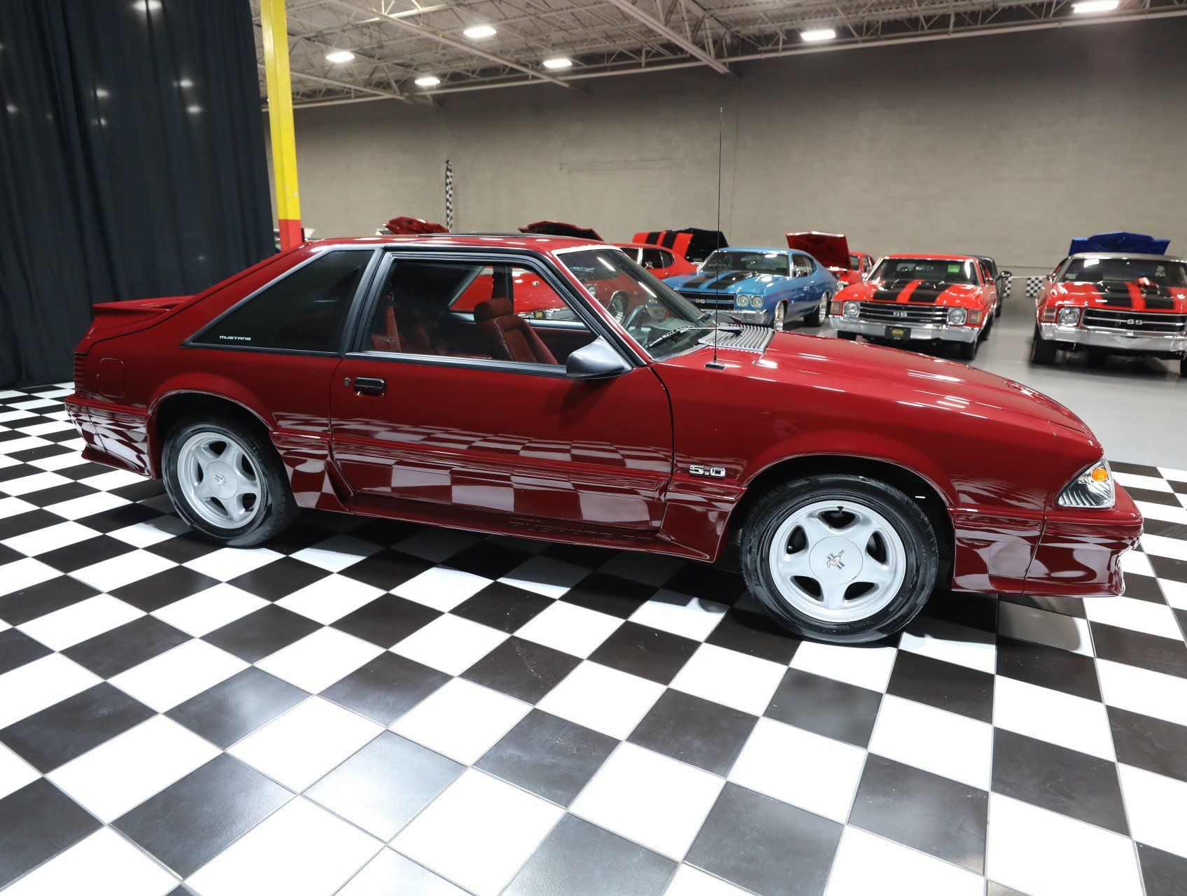Used 1990 Ford Mustang GT RWD image 18