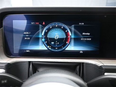 Used 2021 Mercedes-Benz G 550 image 11